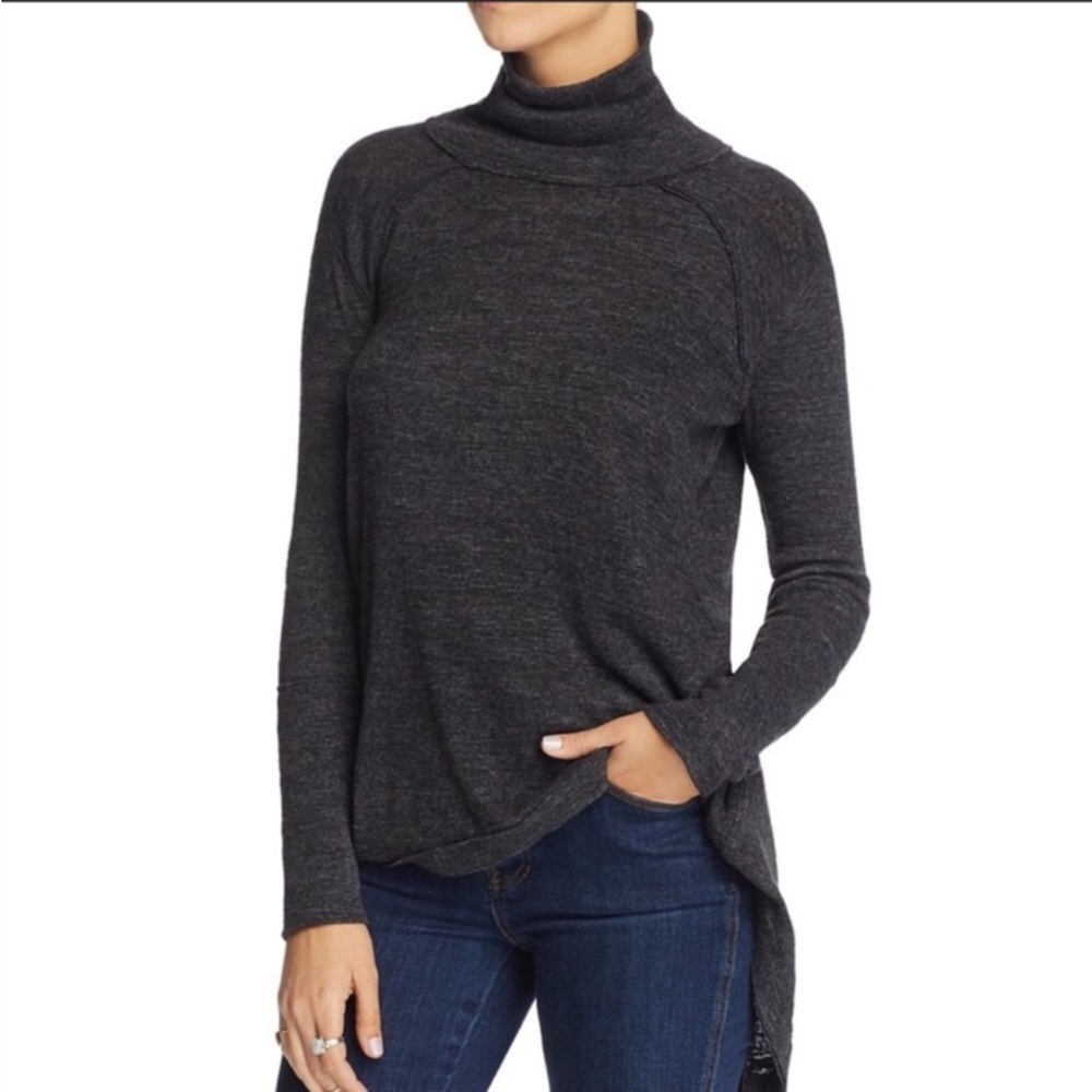 FREE PEOPLE split back turtleneck